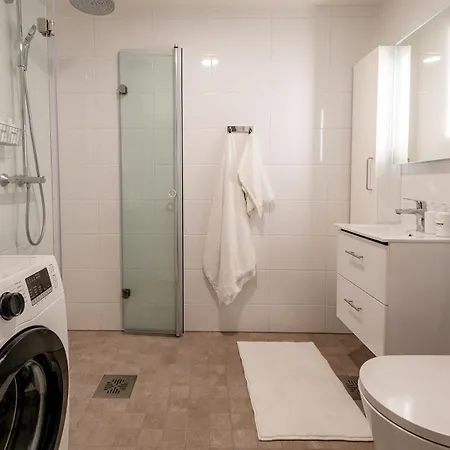 Cool Living In Modern, Chic 14th-floor Studio